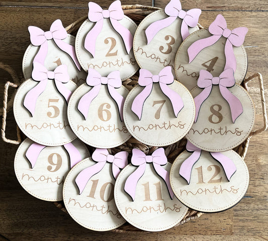 Coquette Bow Monthly Milestone Markers